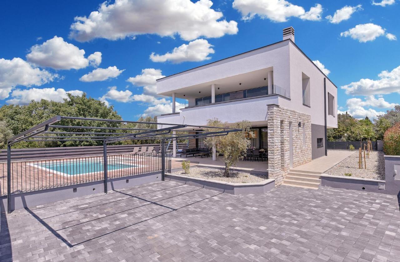 פאז'אנה New Villa Tihi Otok Near The Beach מראה חיצוני תמונה