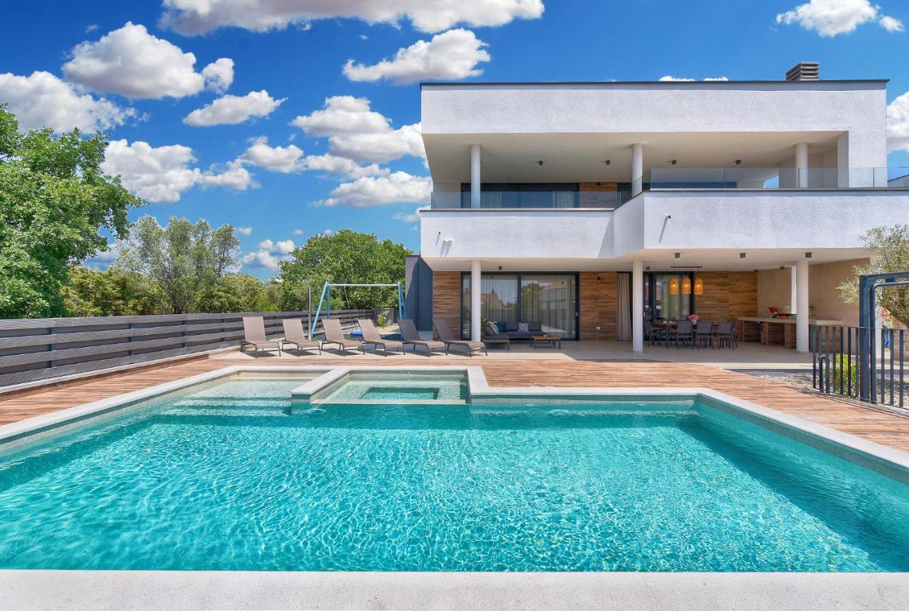 פאז'אנה New Villa Tihi Otok Near The Beach מראה חיצוני תמונה